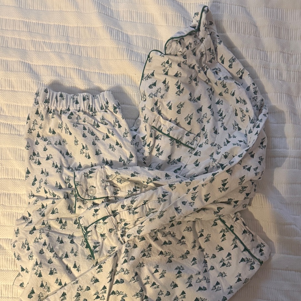 Petite Plume Tree Print Pajama Set
